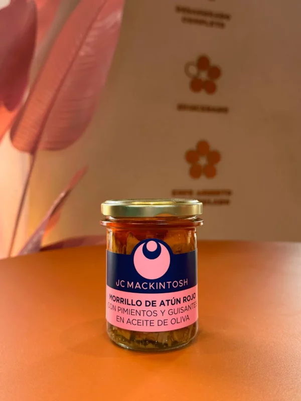 Conserva de morrillo de atún rojo salvaje con pimientos y guisantes en aceite de oliva